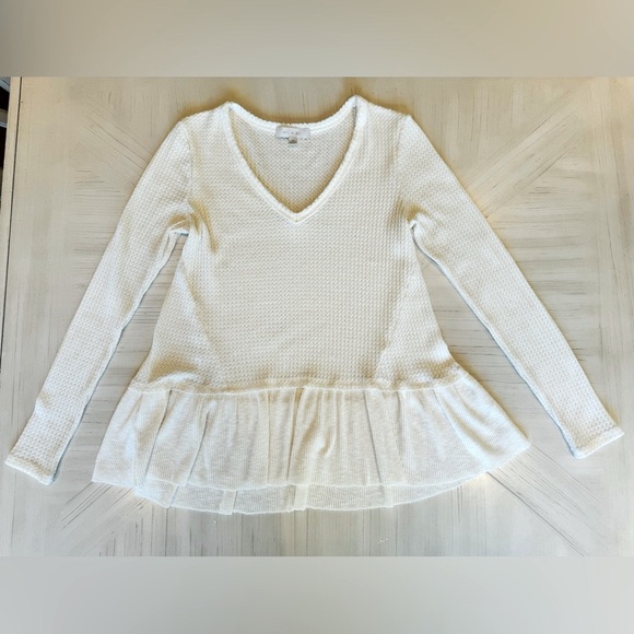 Anthropologie - Eri + Ali - Waffle Knit V- Neck Peplum Top – Cream – Size XS - Picture 6 of 12